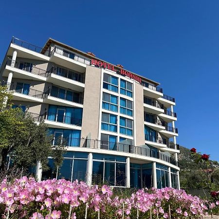 Hotel Borshi Buitenkant foto