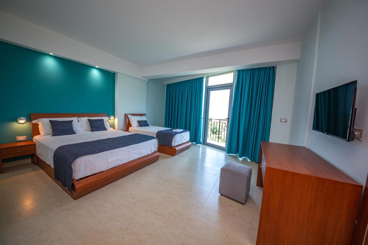 Hotel Borshi Buitenkant foto
