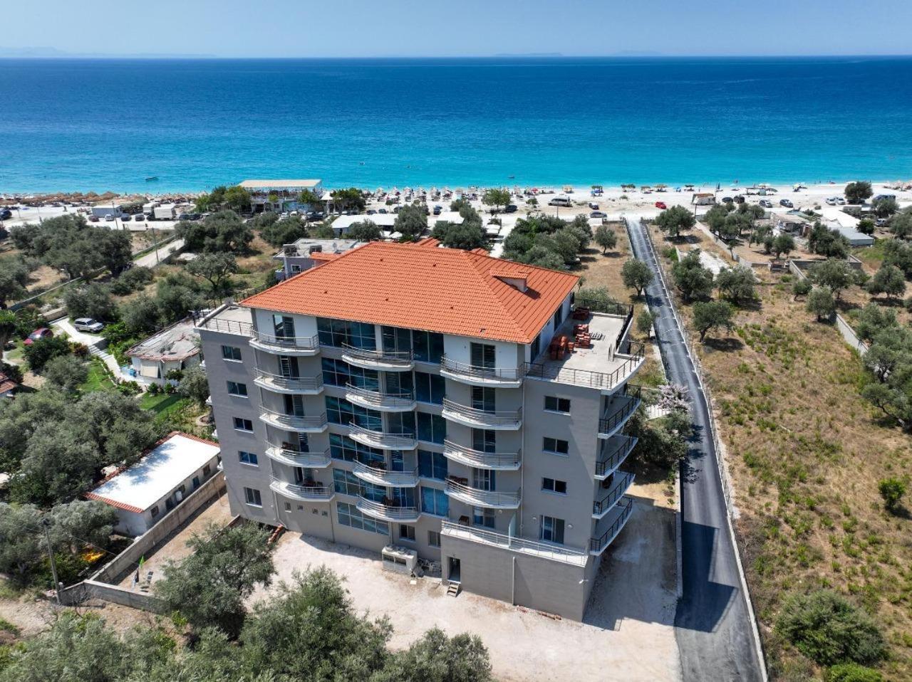 Hotel Borshi Buitenkant foto
