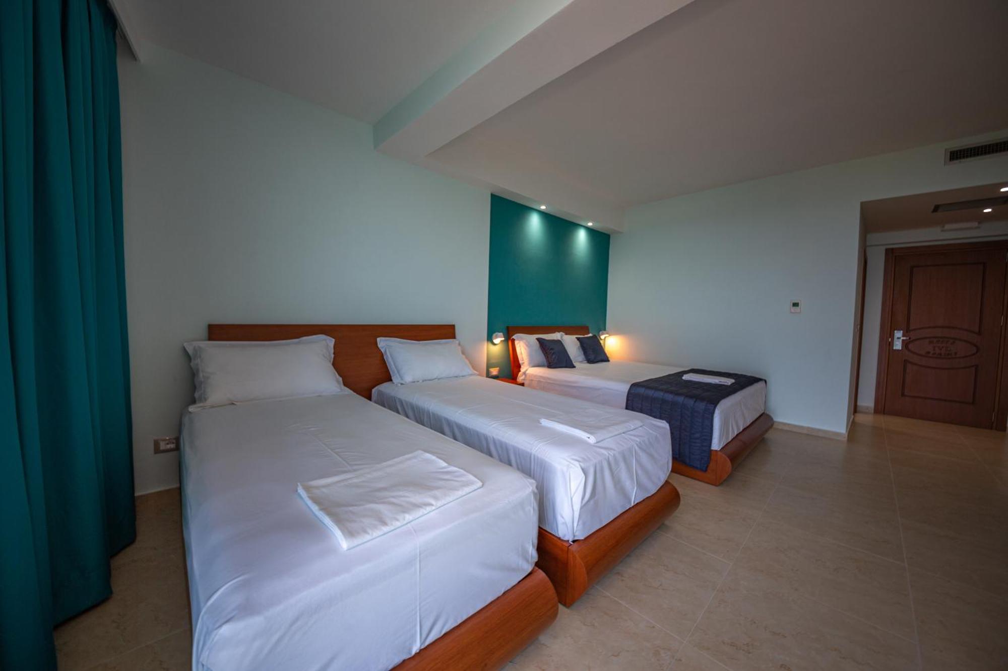 Hotel Borshi Kamer foto